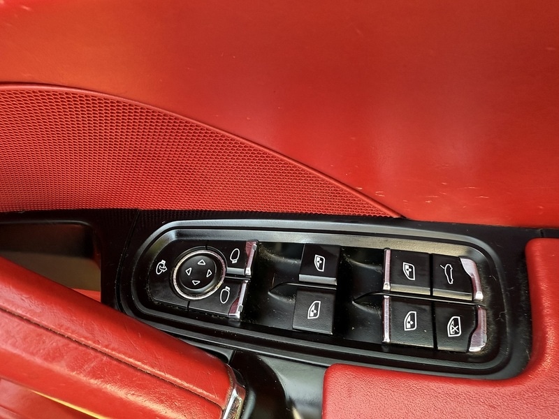 Used Porsche Cayenne 2015 for sale - 77034528: Photo 28