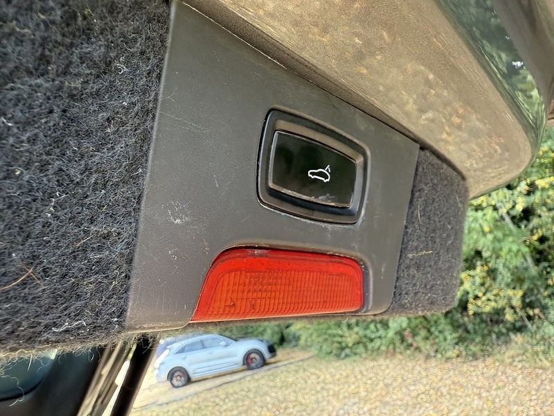 Used Porsche Cayenne 2015 for sale - 77034528: Photo 33