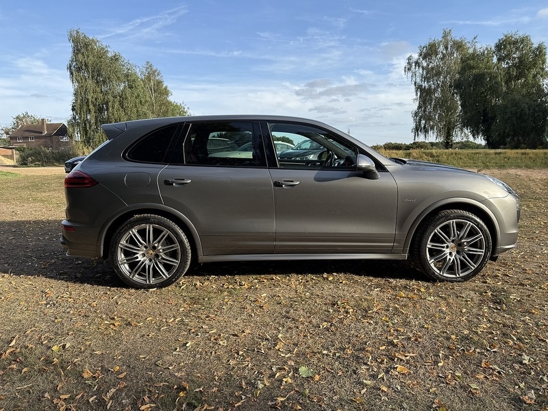 Used Porsche Cayenne 2015 for sale - 77034528: Photo 42