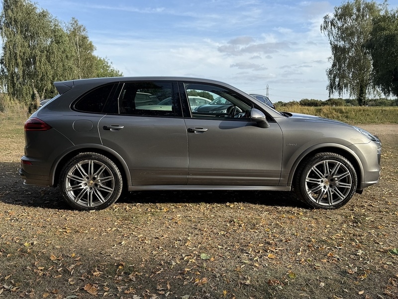 Used Porsche Cayenne 2015 for sale - 77034528: Photo 8