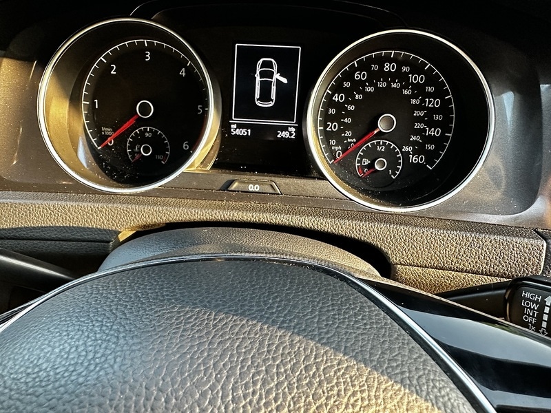 Used Volkswagen Golf 2018 for sale - 77034529: Photo 15