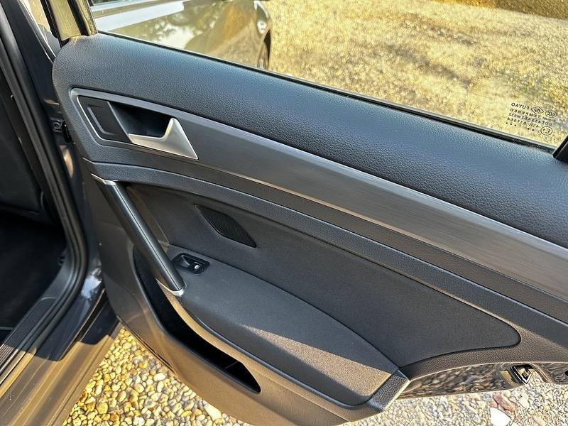 Used Volkswagen Golf 2018 for sale - 77034529: Photo 20