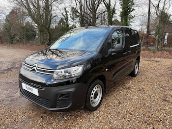 Used Citroen Berlingo 2024 for sale - 78104047: Photo