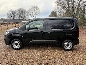 Used Citroen Berlingo 2024 for sale - 78104047: Photo
