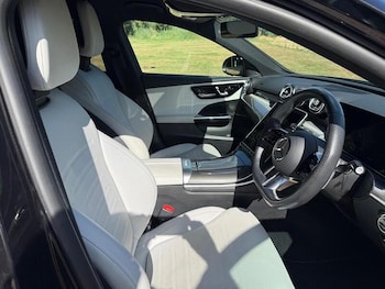 Used Mercedes-Benz C Class 2025 for sale - 79172842: Photo