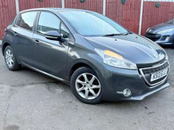 Used Peugeot 208 2013 for sale - 75023645: Photo