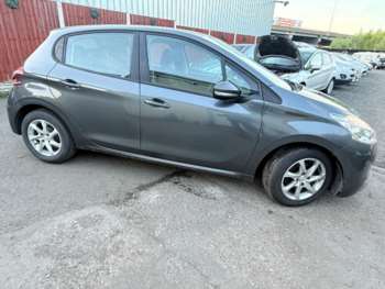 Used Peugeot 208 2013 for sale - 75023645: Photo