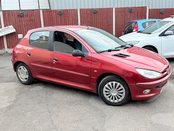Used Peugeot 206 1998 for sale - 75609778: Photo