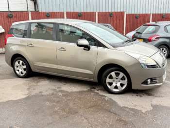 Used Peugeot 5008 2010 for sale - 75355875: Photo