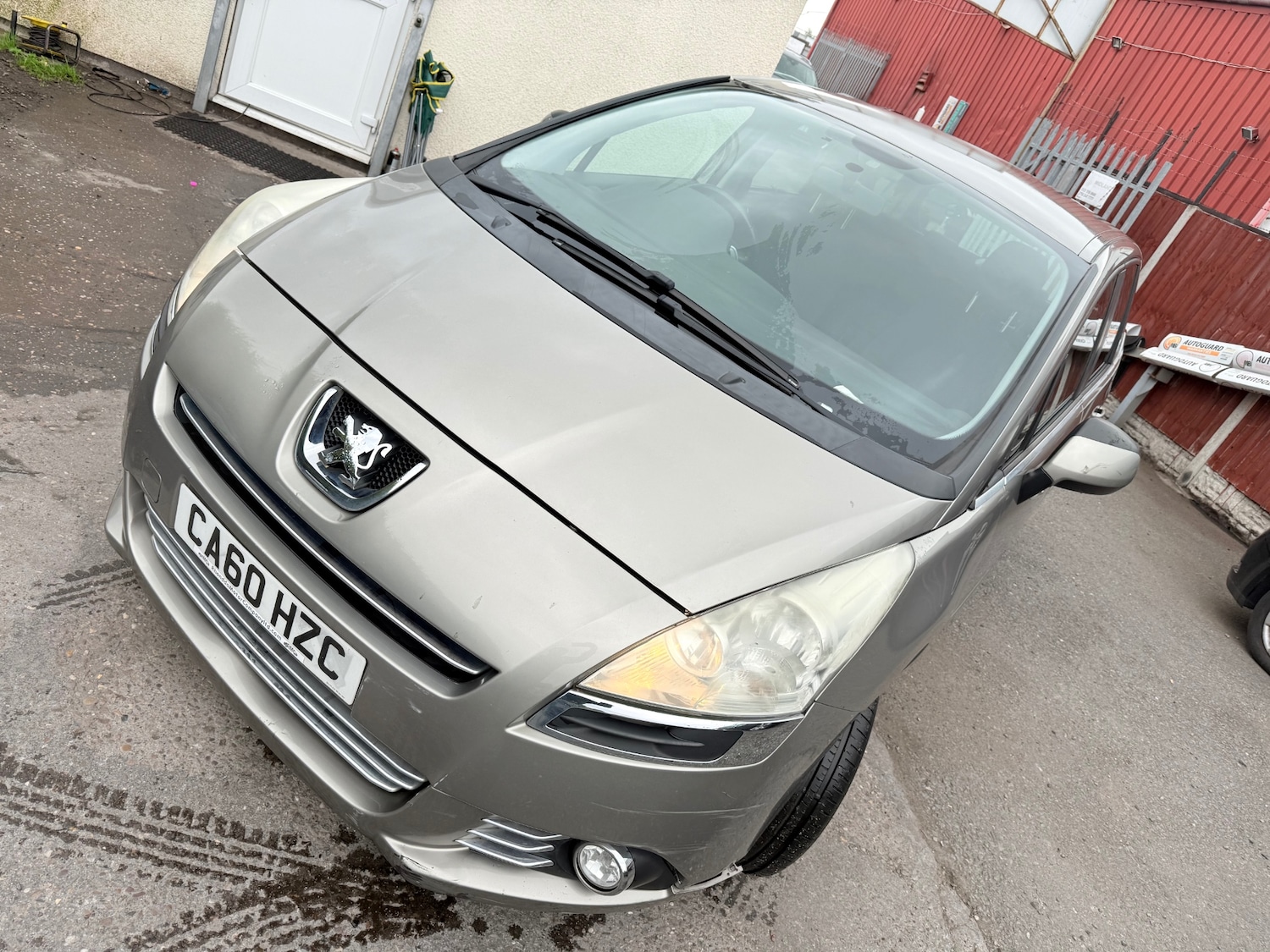 Vehicle 6