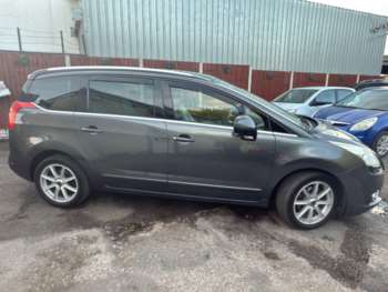 Used Peugeot 5008 2010 for sale - 75103548: Photo