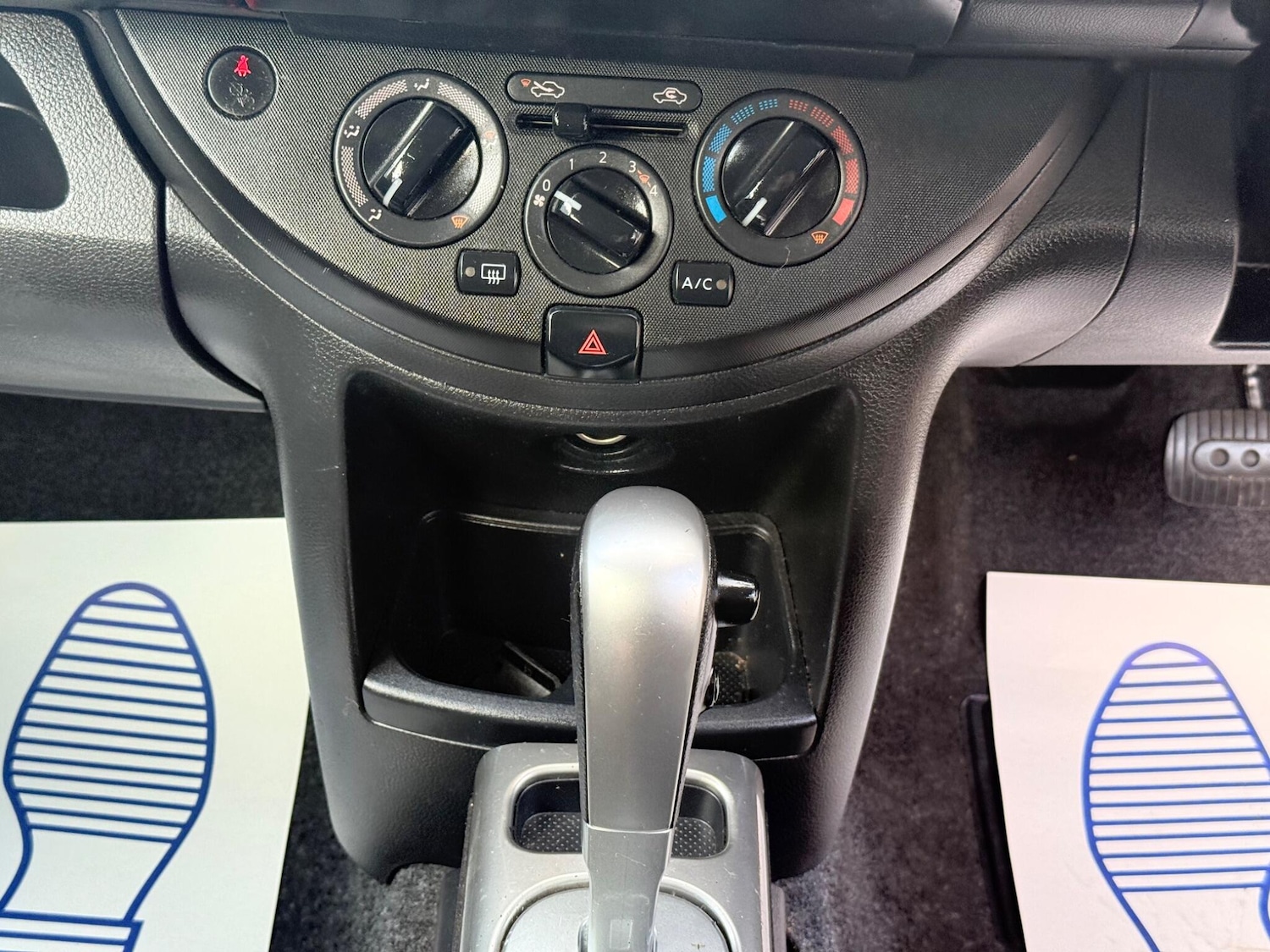 Vehicle 33