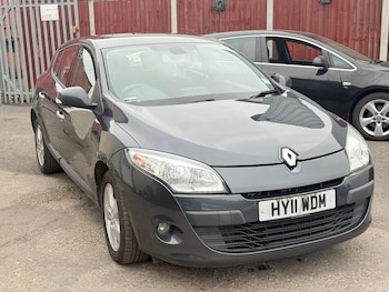 2011 (11) - 1.6 16V Dynamique TomTom Euro 5 5dr