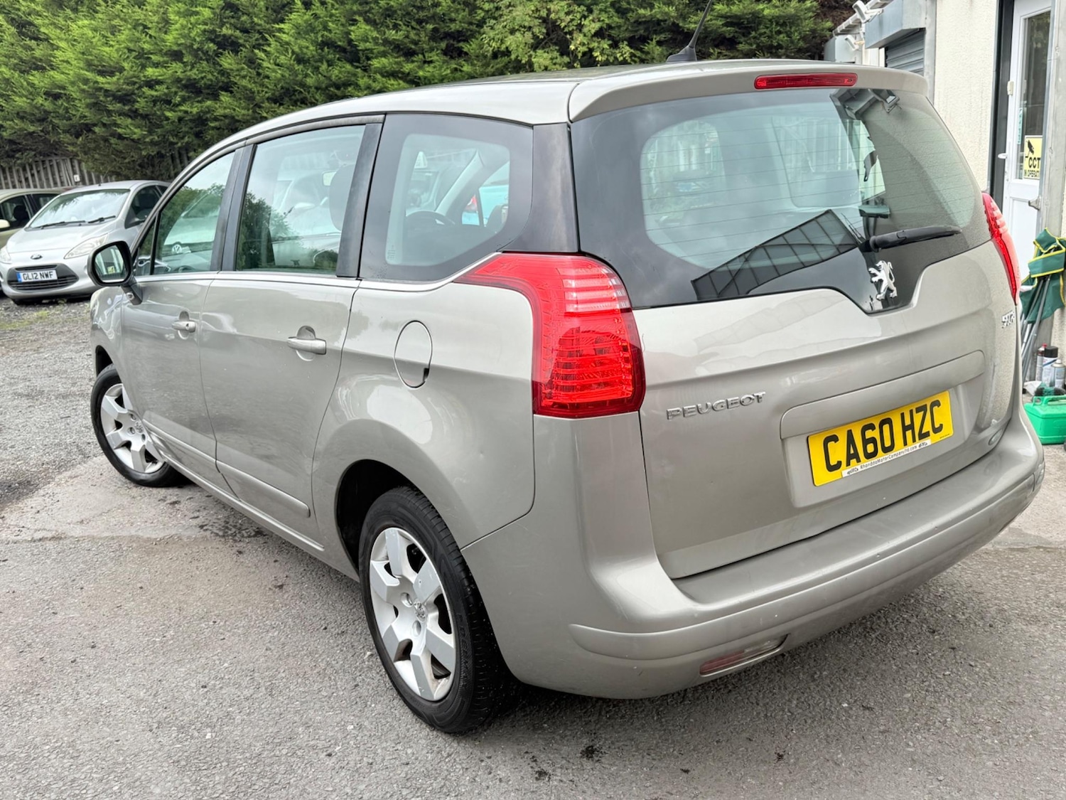 Vehicle 4
