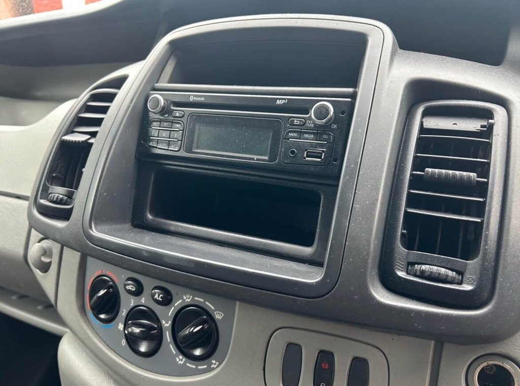 Used Vauxhall Vivaro 2013 for sale - 78110467: Photo 6