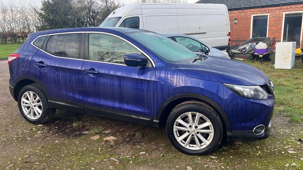 Used Nissan Qashqai 2014 for sale - 77161530: Photo 2