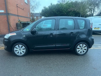 2011 (11) - 1.6 HDi 8V Connexion 5dr