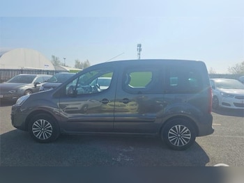 Used Peugeot Partner Tepee 2017 for sale - 78200825: Photo