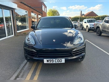Used Porsche Cayenne 2011 for sale - 79598384: Photo