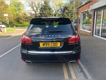 Used Porsche Cayenne 2011 for sale - 79598384: Photo