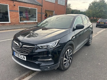 Vauxhall - Grandland X