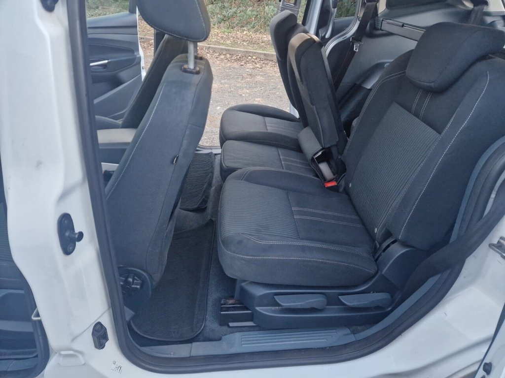 Used Ford Grand C-Max 2011 for sale - 77111069: Photo 12