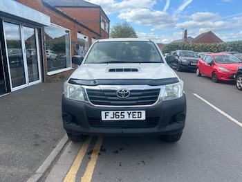 Used Toyota Hilux 2015 for sale - 78701802: Photo