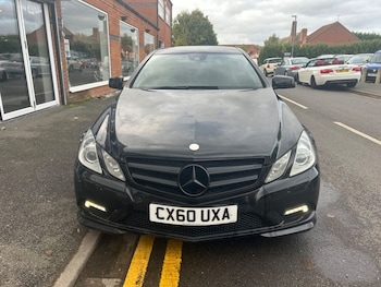 Used Mercedes-Benz E Class 2010 for sale - 78702467: Photo
