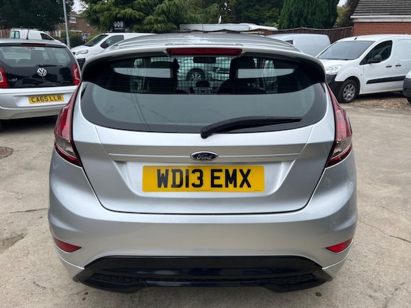 Used Ford Fiesta 2013 for sale - 73199890: Photo 5