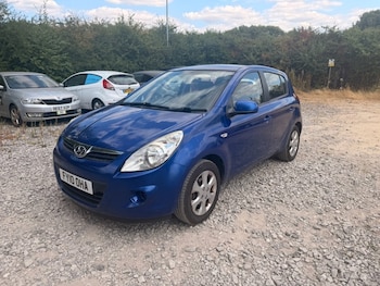 Used Hyundai i20 2010 for sale - 79423047: Photo