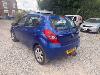 Used Hyundai i20 2010 for sale - 79423047: Photo