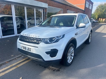 Used Land Rover Discovery Sport 2018 for sale - 76245492: Photo