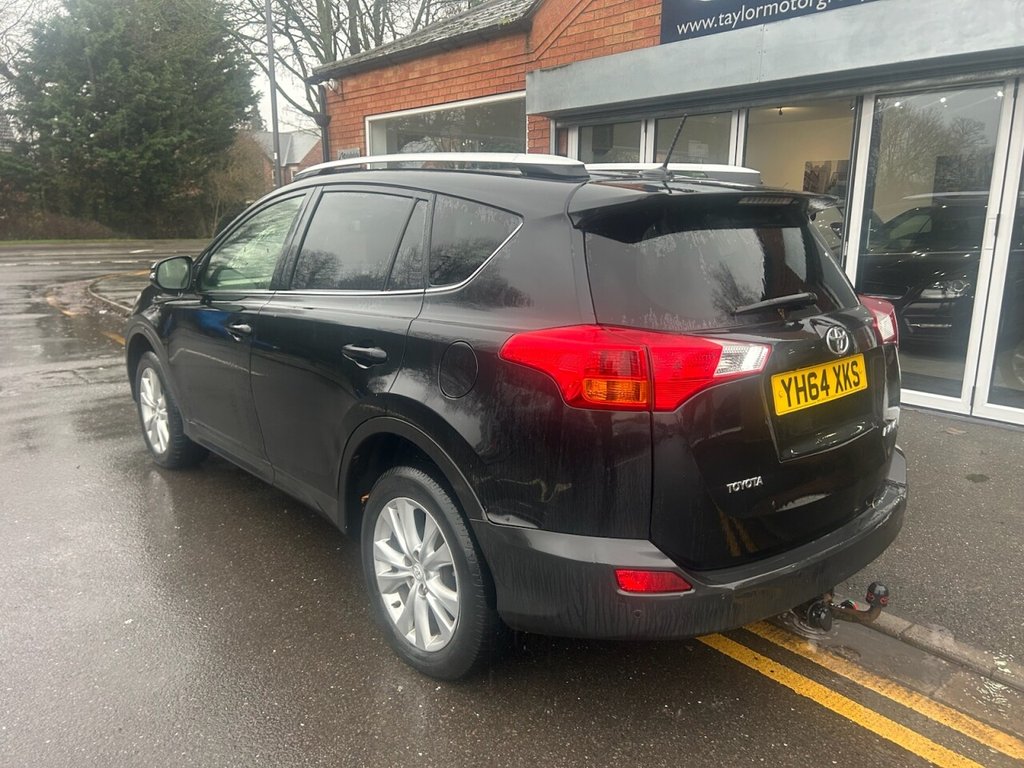 Used Toyota RAV4 2014 for sale - 76535456: Photo 7