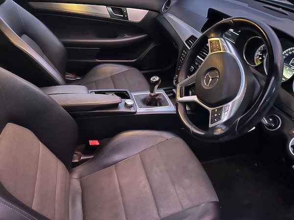 Used Mercedes-Benz C-Class 2012 for sale - 73316137: Photo 3
