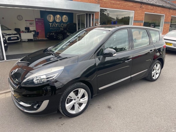 Used Renault Grand Scenic 2012 for sale - 73199642: Photo 2