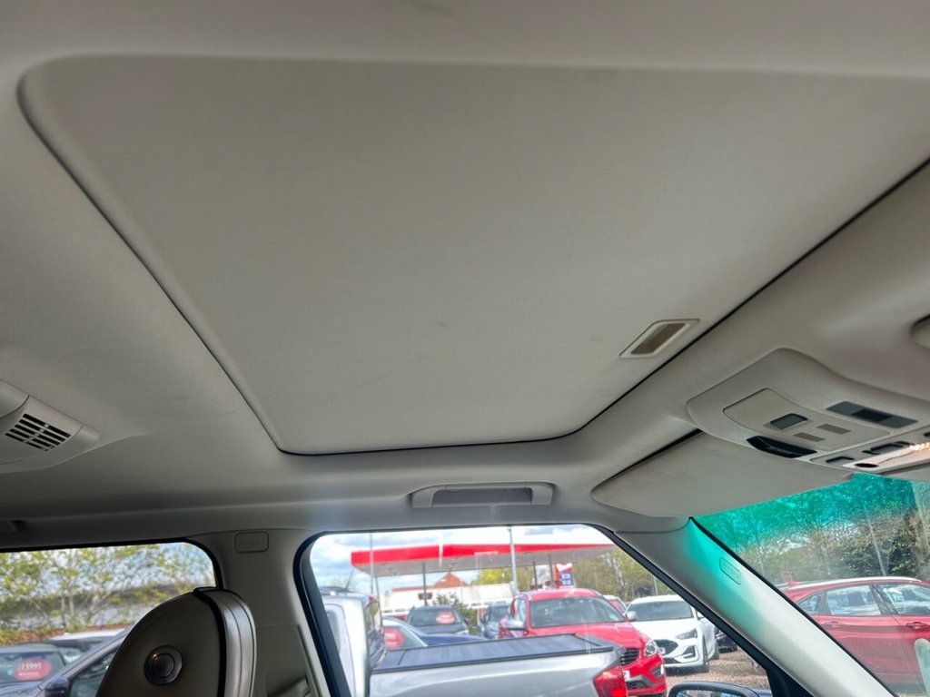 Used Land Rover Range Rover 2011 for sale - 78212929: Photo 12