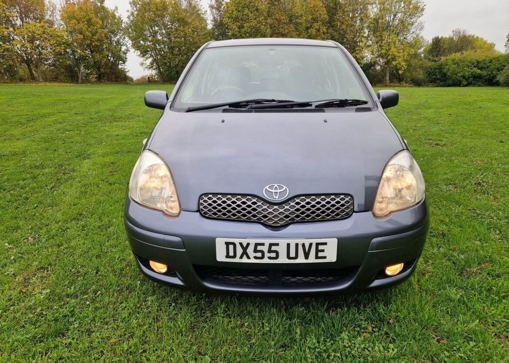 Used Toyota Yaris 2005 for sale - 77111094: Photo 2