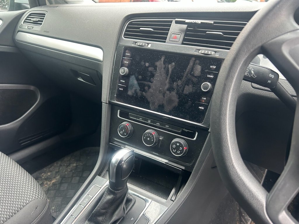 Used Volkswagen Golf 2018 for sale - 77301942: Photo 5