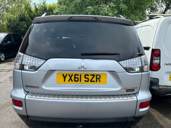 Used Mitsubishi Outlander 2011 for sale - 73199808: Photo 12