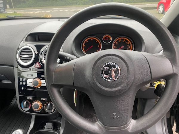 Used Vauxhall Corsa Van 2014 for sale - 73199905: Photo 9