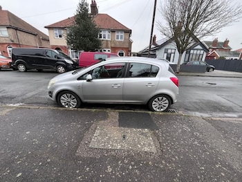Used Vauxhall Corsa 2012 for sale - 77422448: Photo
