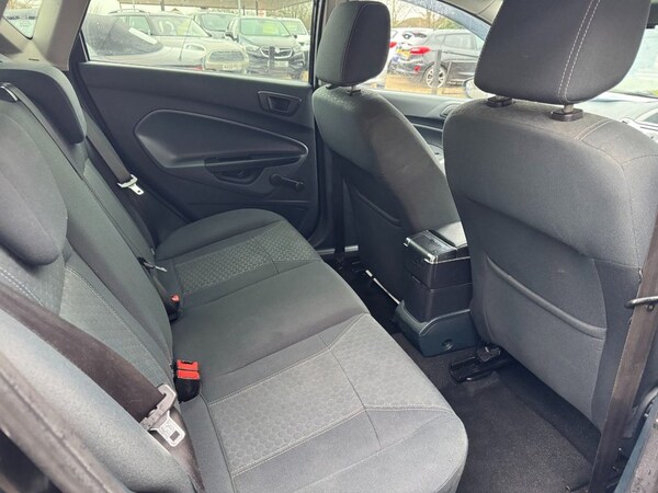 Used Ford Fiesta 2010 for sale - 73199830: Photo 15
