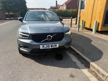 Used Volvo XC40 2018 for sale - 79861266: Photo