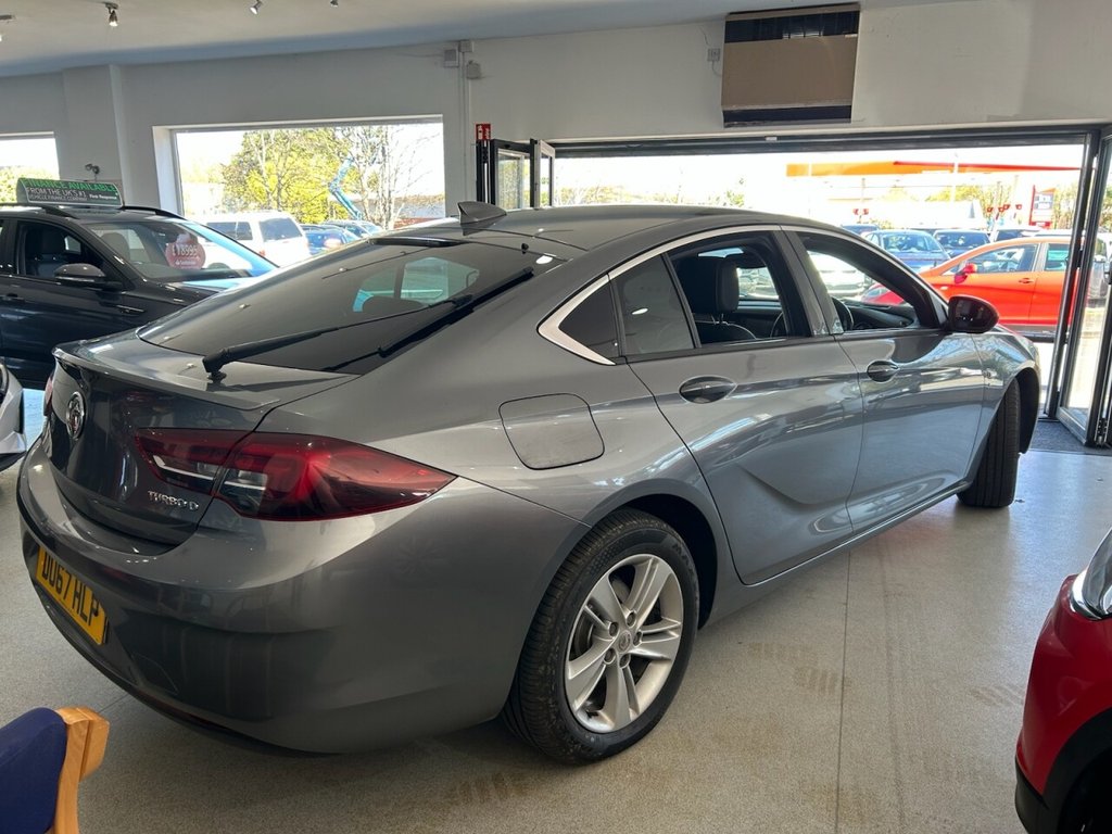 Used Vauxhall Insignia 2017 for sale - 78145121: Photo 3