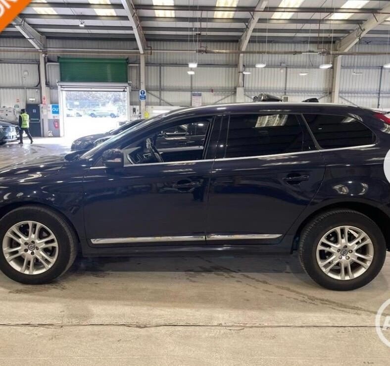 Used Volvo XC60 2016 for sale - 77681079: Photo 4