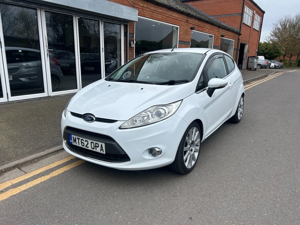 Used Ford Fiesta 2012 for sale - 78061964: Photo 2