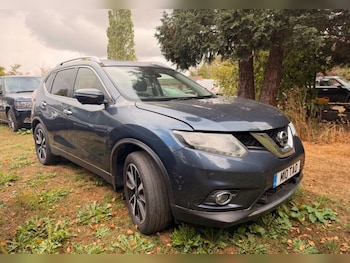 Used Nissan X-Trail 2016 for sale - 79592066: Photo