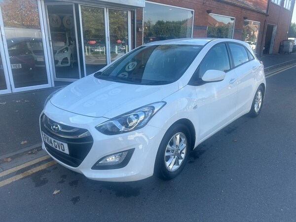 Used Hyundai i30 2014 for sale - 76267401: Photo 2