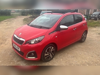 2015 (65) - 1.2 VTi PureTech Allure Top 5-Door