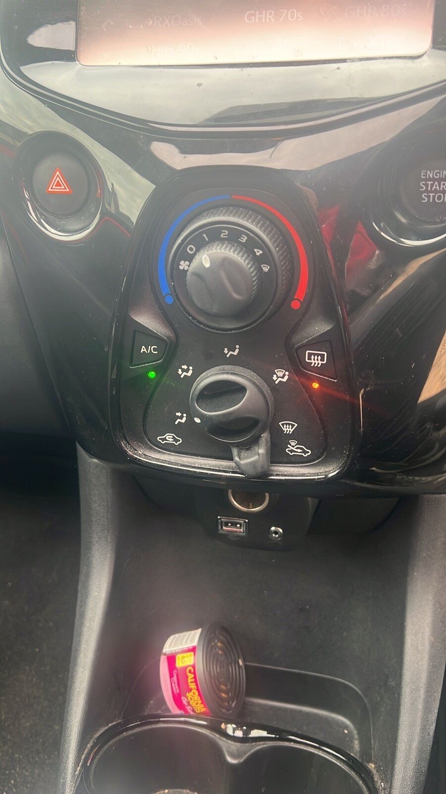 Used Peugeot 108 2015 for sale - 76092858: Photo 6